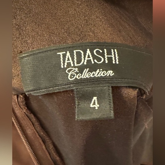 Tadashi Shoji Metallic Sheen Gown - Picture 9 of 11